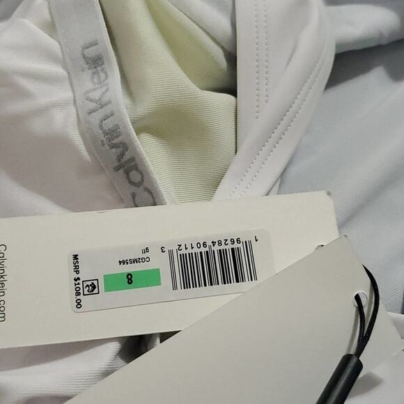 Calvin Klein Colorblocked Cross-Back One-Piece Swimsuit‎ size 8 new!!!! - Picture 6 of 7